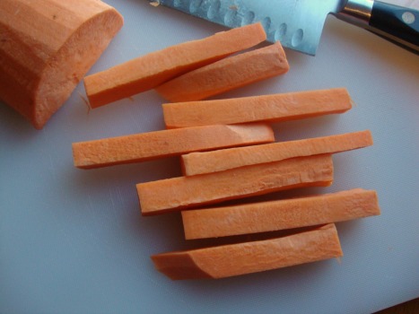 cut sweet potato fries-