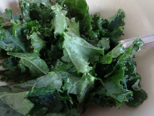 Kale Chips - Toss Kale Leaves in Olive Oil