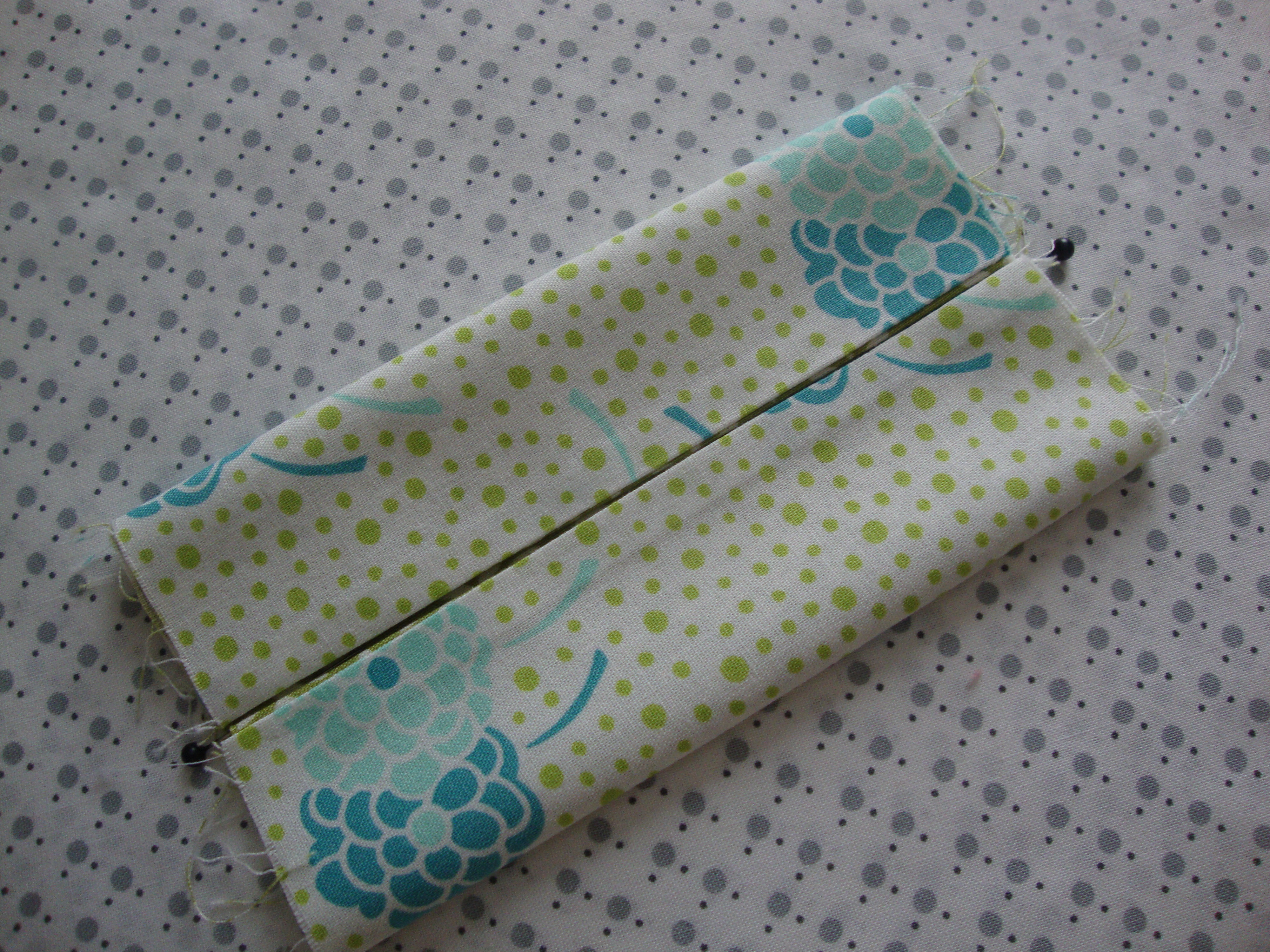 Easy DIY Pocket Tissue Holder - TheMamasGirls